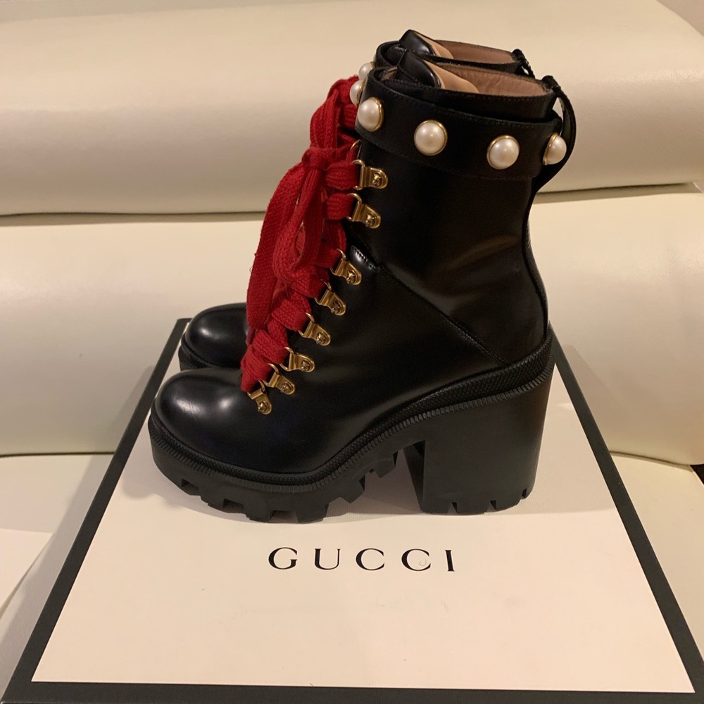 AUTHENTIC GUCCI ANKLE BOOT SIZE 36.5